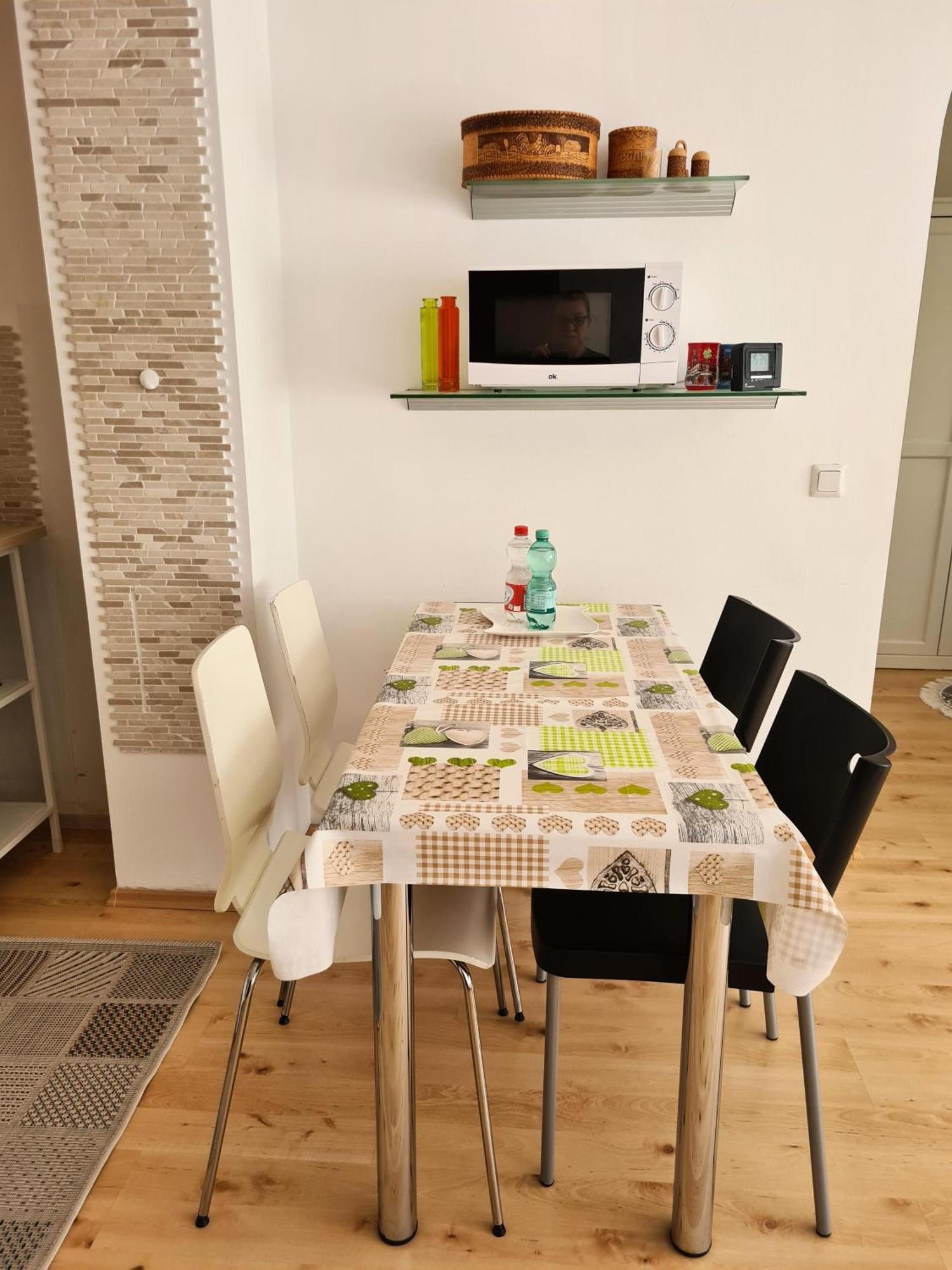 Wohnung Am Gruenen, Naehe Stadtzentrum Und Hauptbahnhof, Wlan Inklusive Fuerth Ngoại thất bức ảnh
