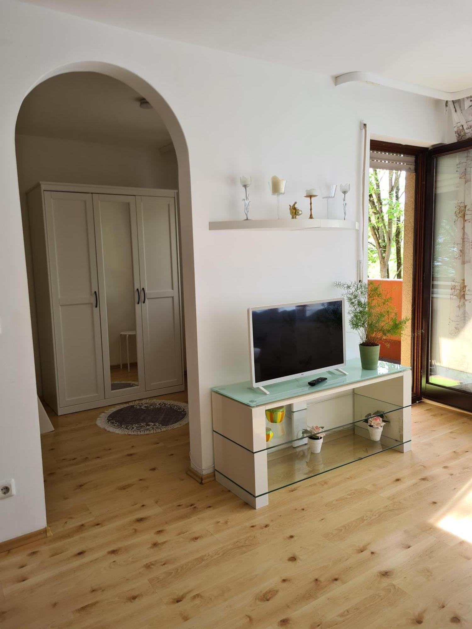 Wohnung Am Gruenen, Naehe Stadtzentrum Und Hauptbahnhof, Wlan Inklusive Fuerth Ngoại thất bức ảnh